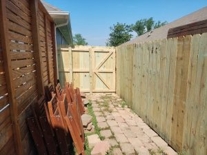 Fence And Roofing 1605 S Beth Dr Rogers Ar 071