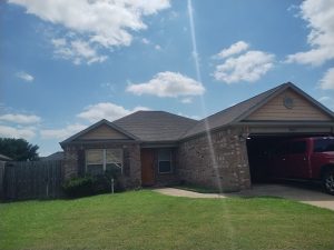Roof 2403 S 12th Pl Rogers Ar 026