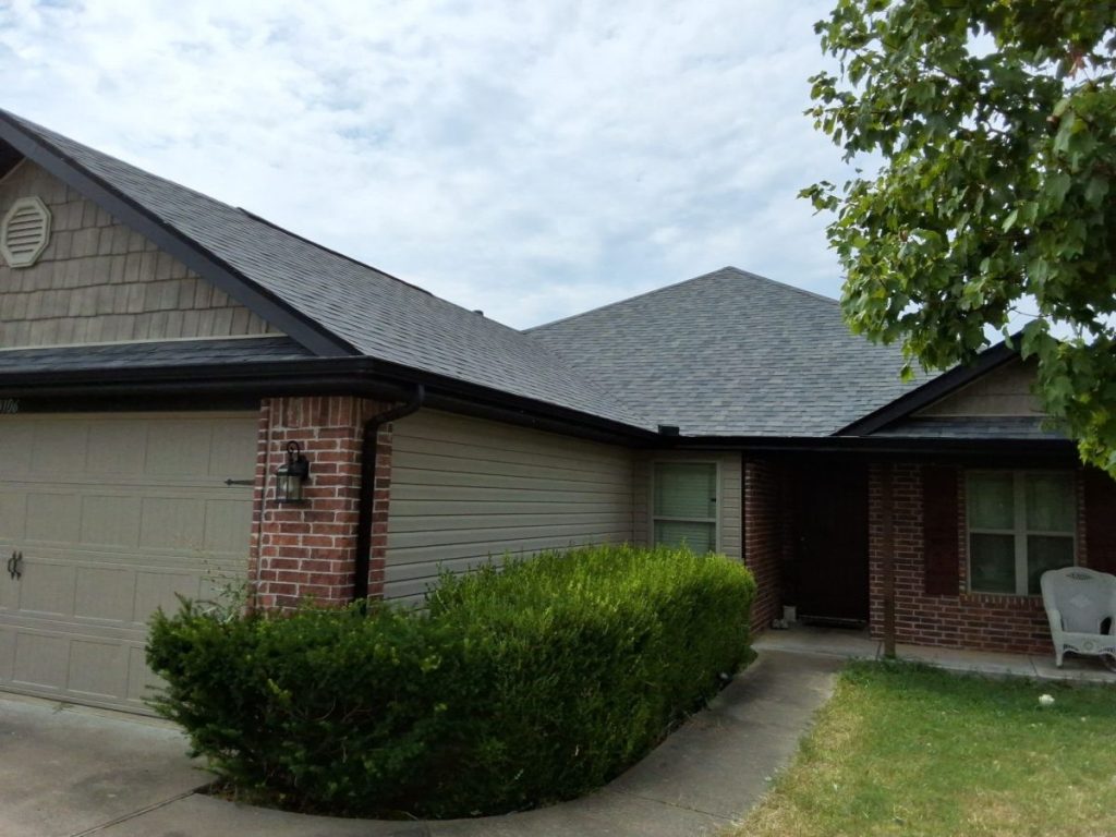 Roof Phia Xiong Rogers Ar 039