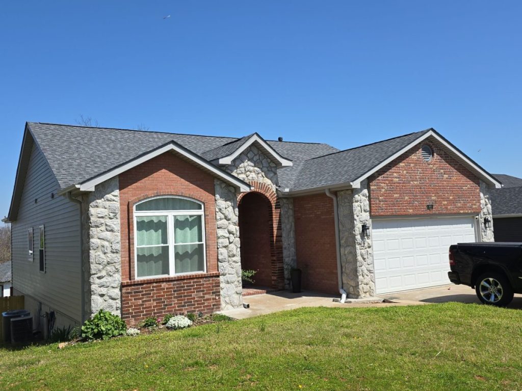 Roof, Siding & Gutters – 40 Valley View – Bentonville, Ar