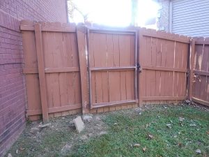Fence Ridgeview Ln Bentonville, Ar (3)