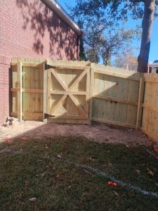 Fence Ridgeview Ln Bentonville, Ar (6)